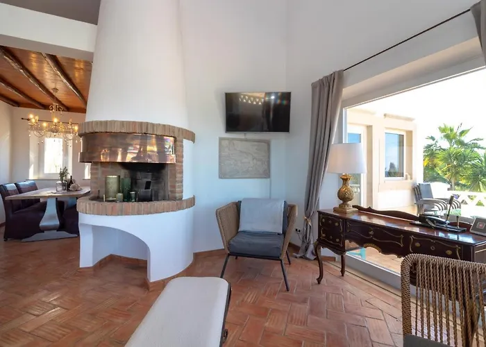 Atlantic Blue Luxury With Ocean Views Villa *