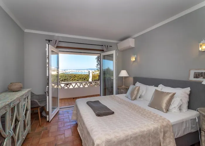 Atlantic Blue Luxury With Ocean Views Villa